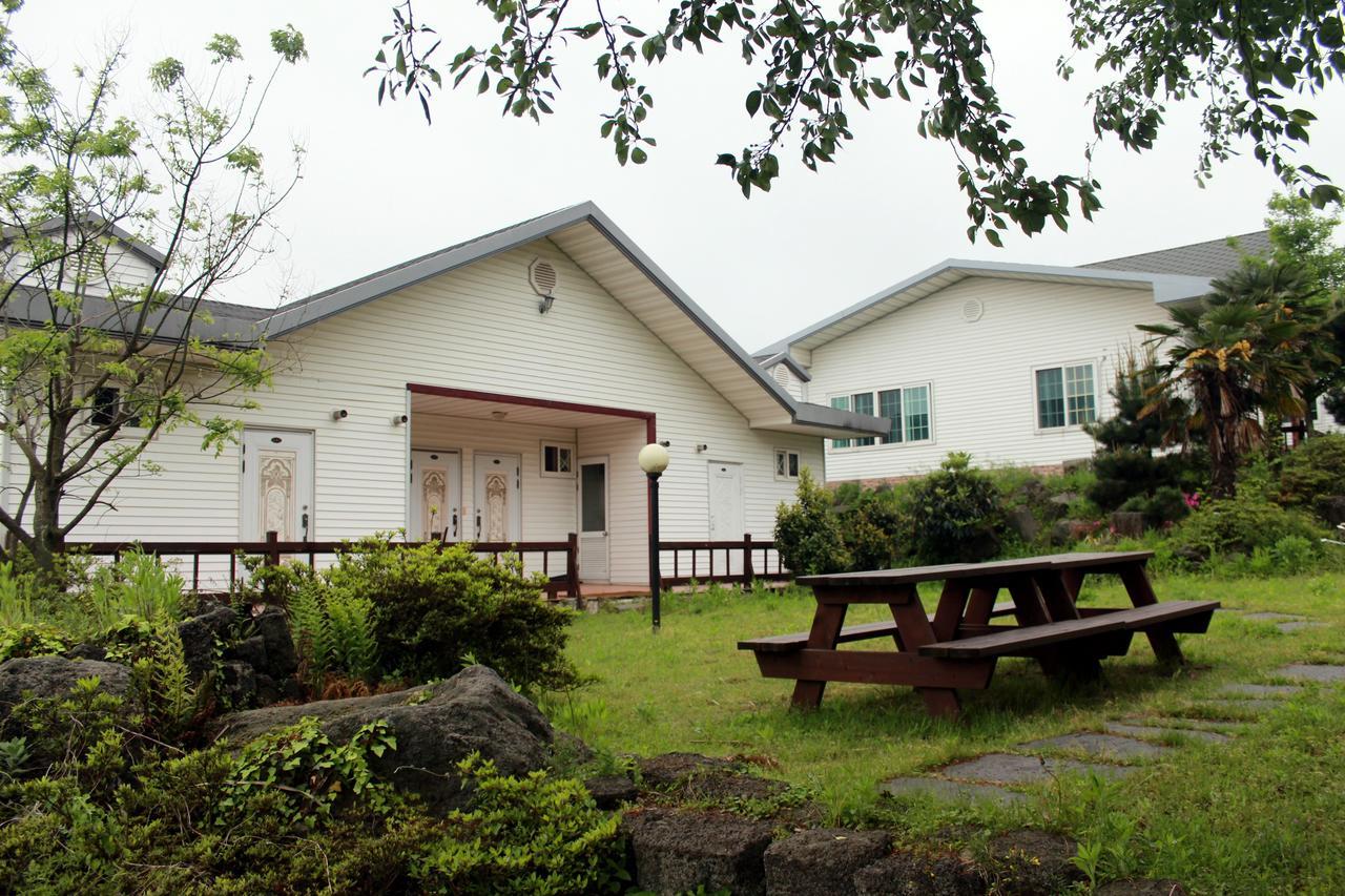 Joyville Resort Jeju Exterior photo